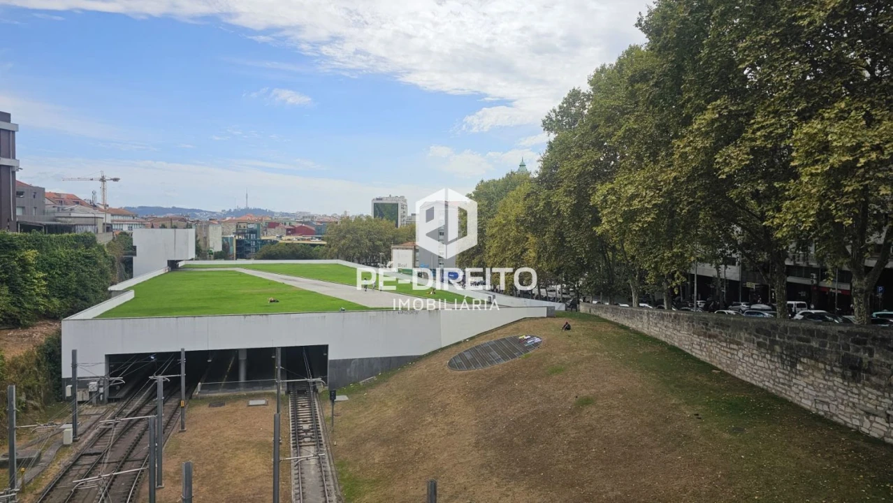 Moradia T0 para Venda em Cedofeita, Santo Ildefonso, Sé, Miragaia, São Nicolau e Vitória Foto 2