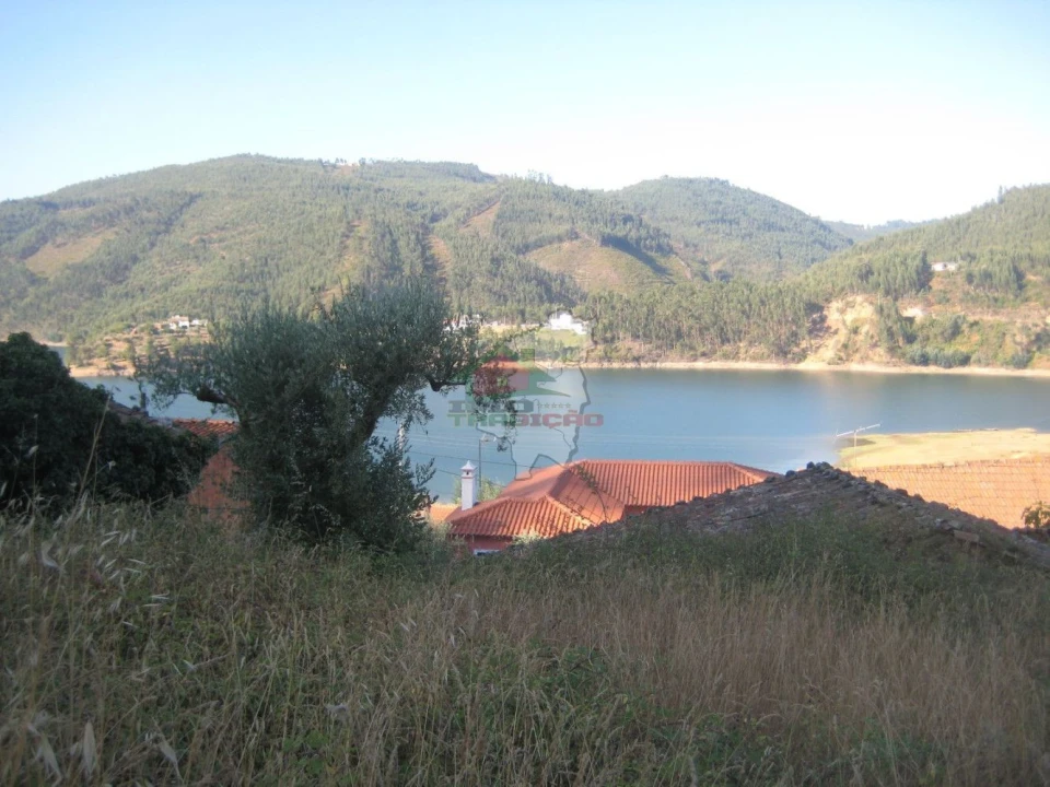 Moradia T1 para Venda em Cernache do Bonjardim, Nesperal e Palhais Foto 1