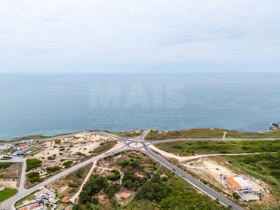 Terreno para Venda em Foz do Arelho Foto 1