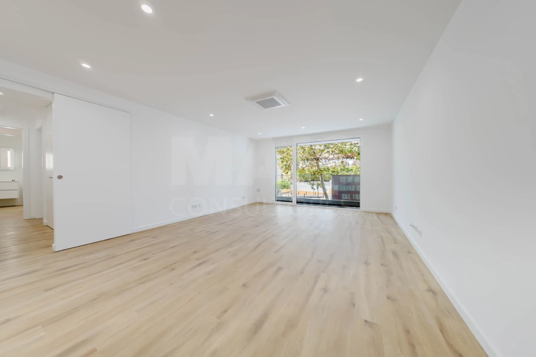 Apartamento T2 para Venda em Nazare Foto 1