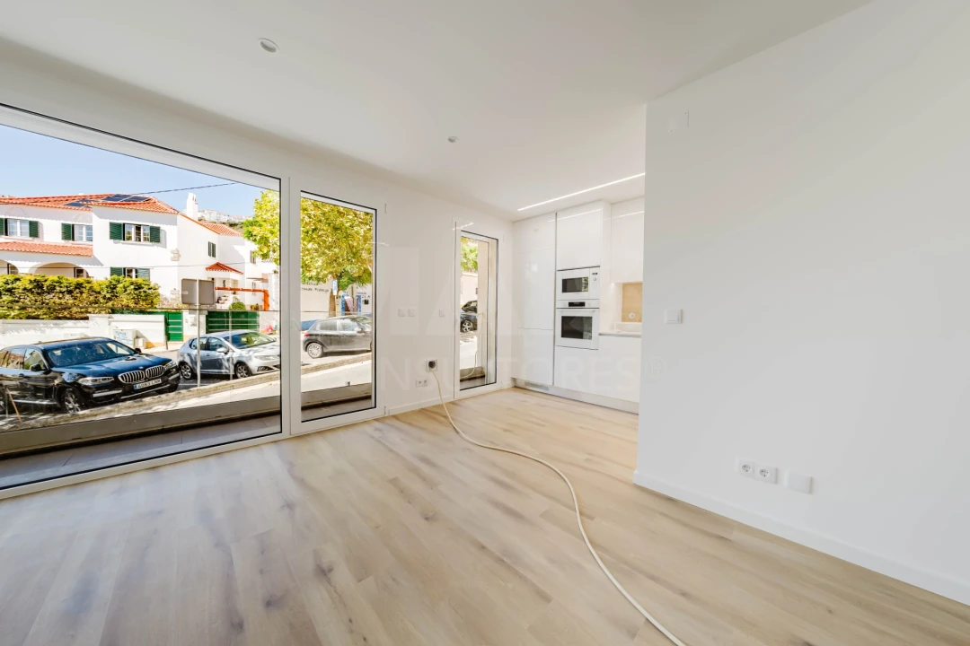Apartamento T2 para Venda em Nazare Foto 1