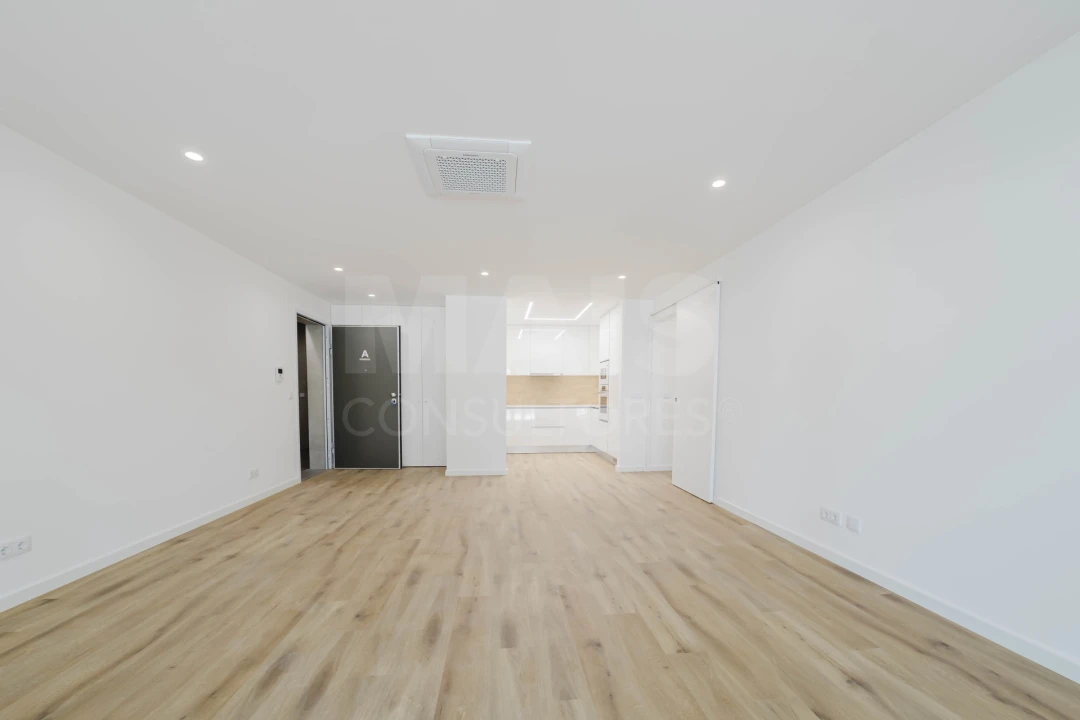 Apartamento T2 para Venda em Nazare Foto 6