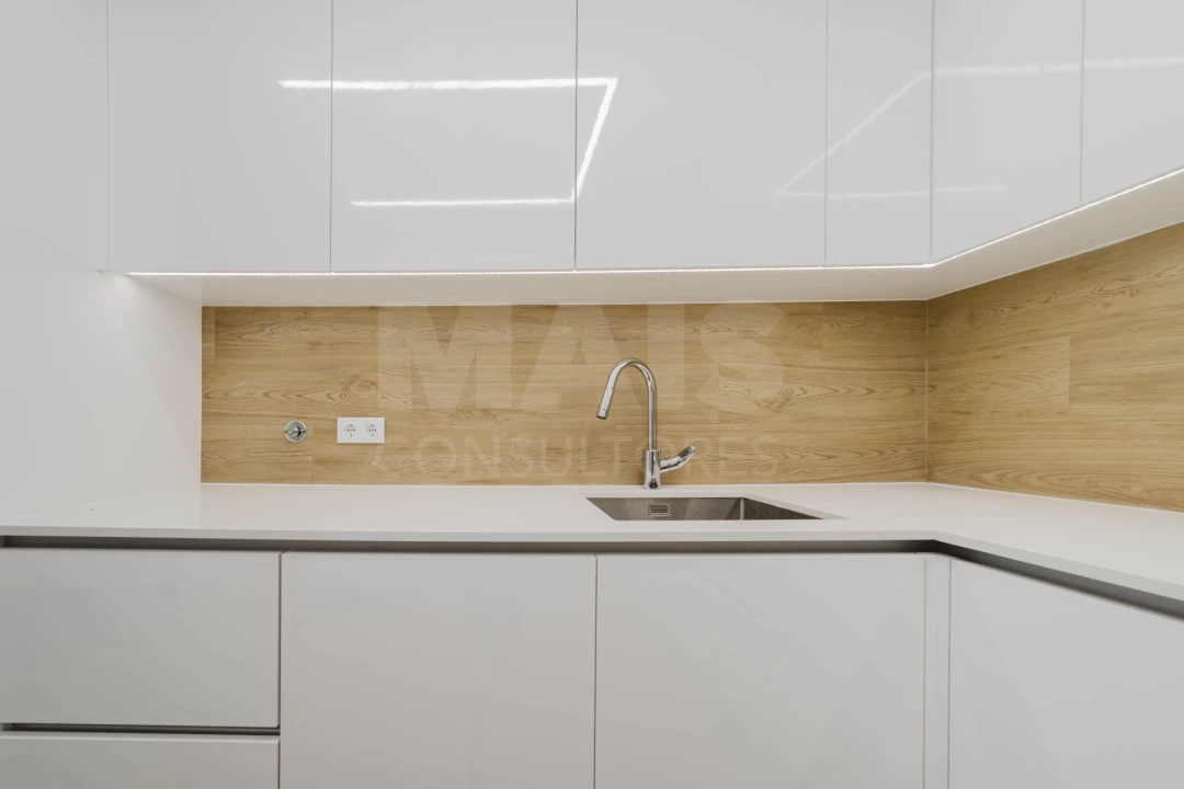 Apartamento T2 para Venda em Nazare Foto 4