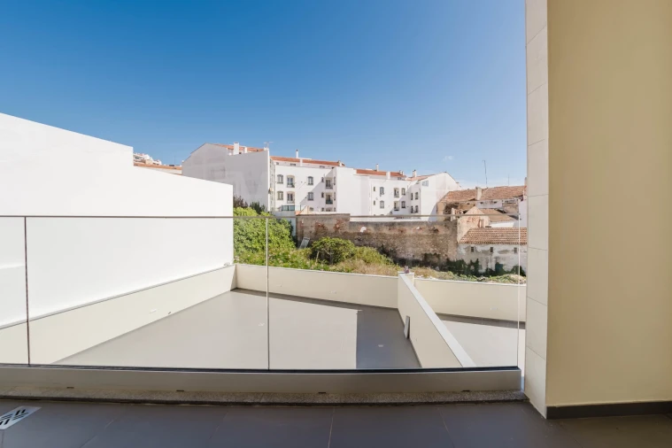 Apartamento T2 para Venda em Nazare Foto 2