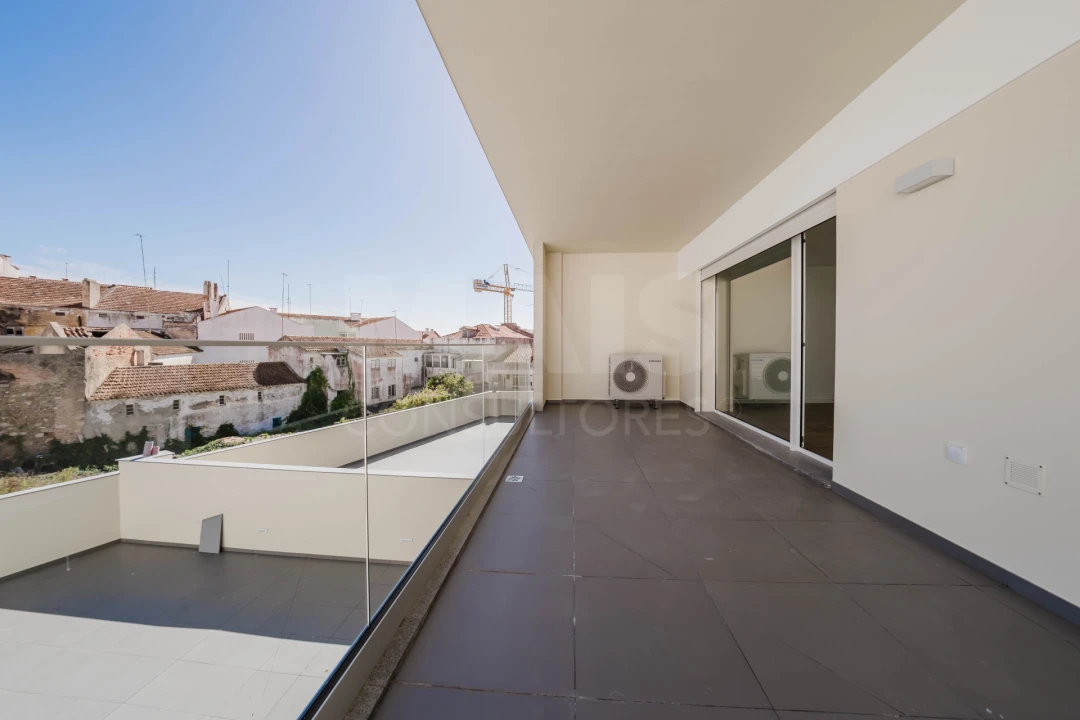 Apartamento T2 para Venda em Nazare Foto 1