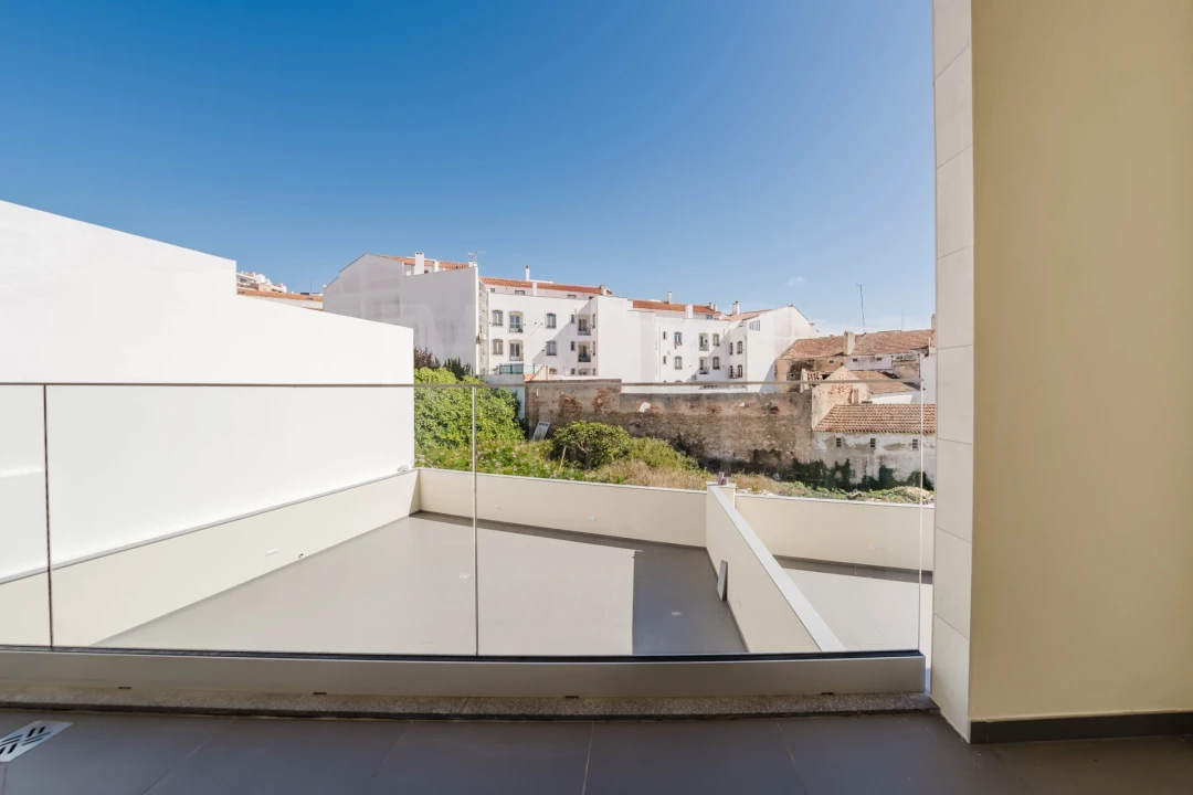 Apartamento T2 para Venda em Nazare Foto 2