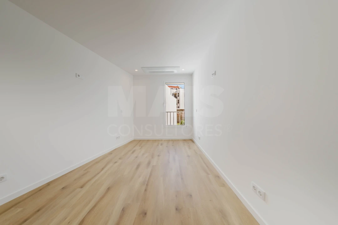 Apartamento T2 para Venda em Nazare Foto 12