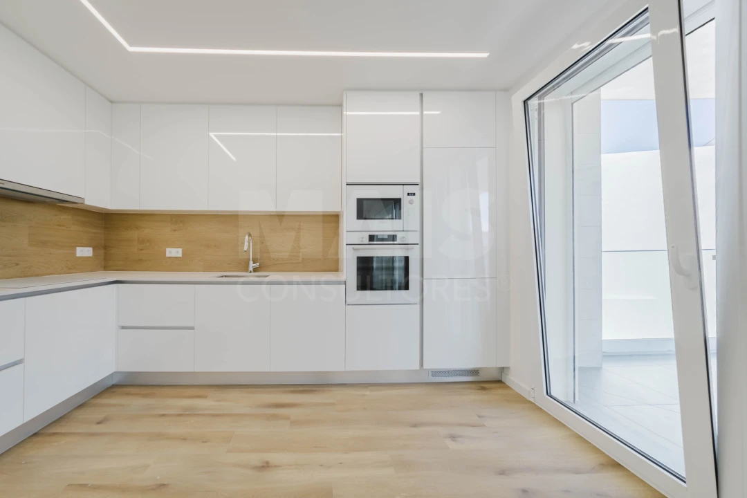 Apartamento T2 para Venda em Nazare Foto 5