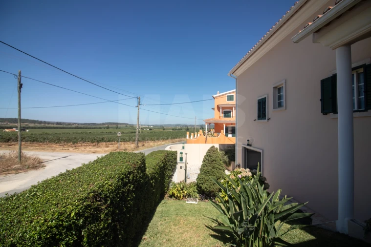 Moradia T4 para Venda em Alenquer (Santo Estêvão e Triana) Foto 8