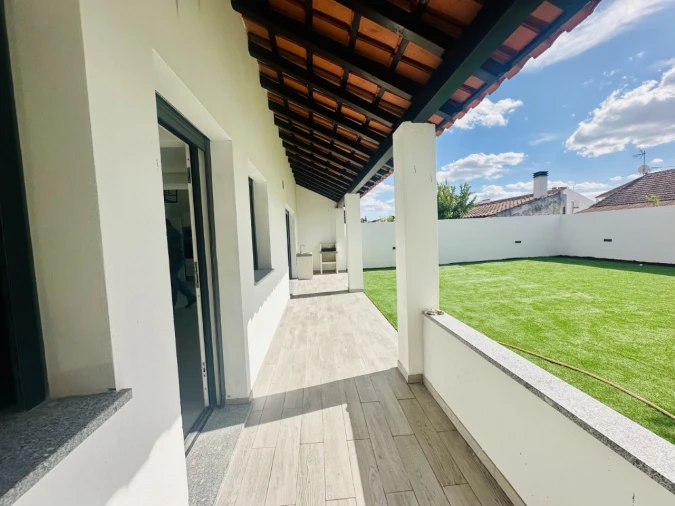 Moradia T3 para Venda em São Miguel do Rio Torto e Rossio Ao Sul do Tejo Foto 6