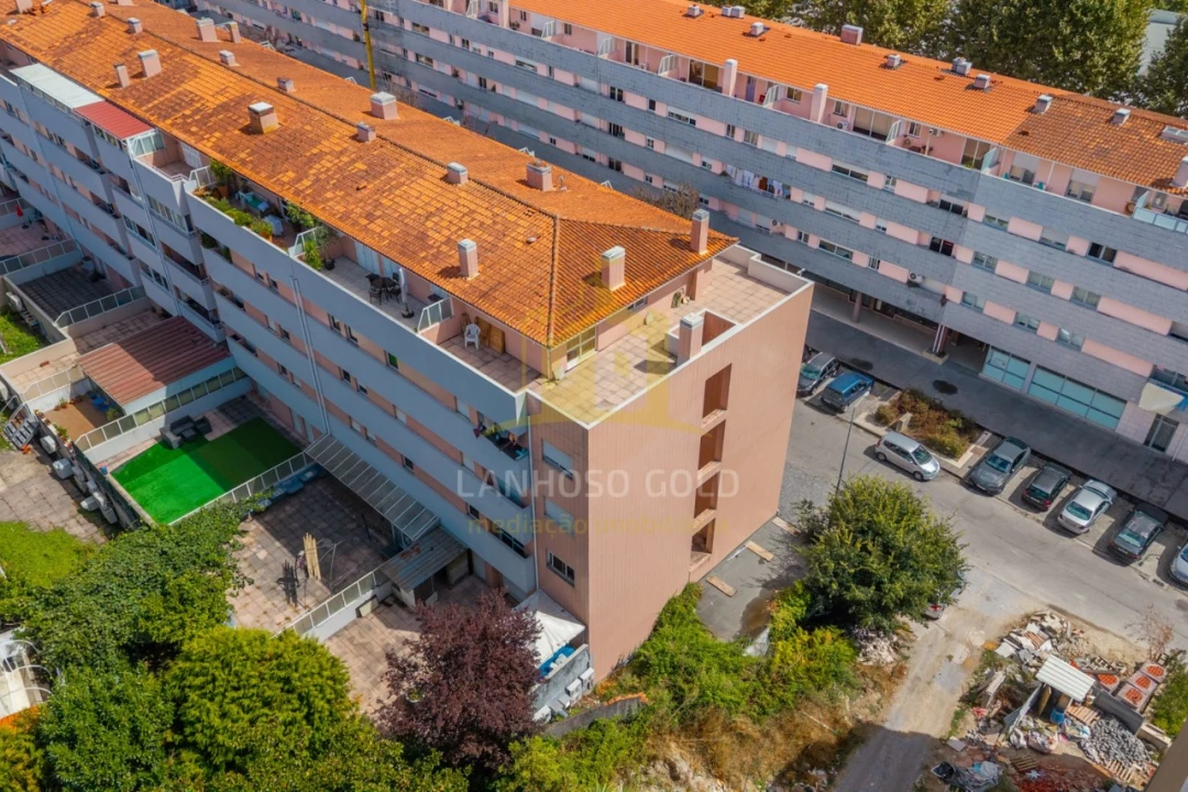 Apartamento T1 para Venda em Creixomil Foto 18