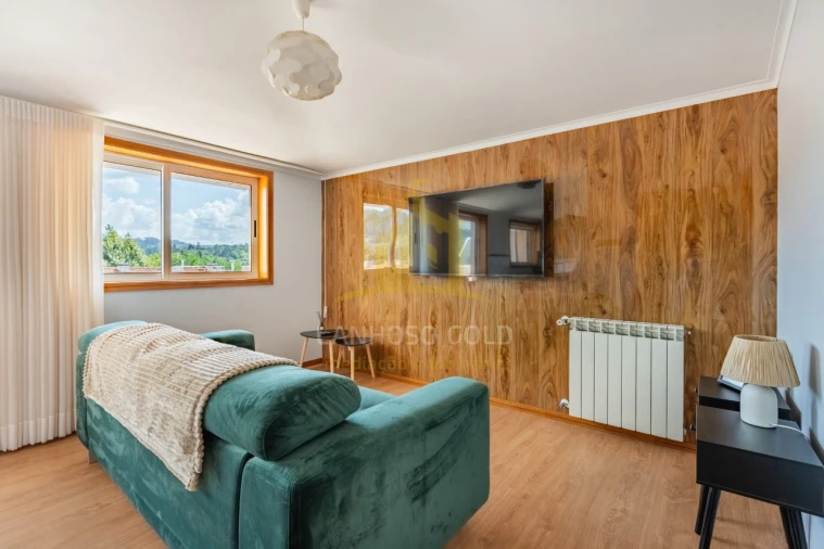 Apartamento T1 para Venda em Creixomil Foto 8