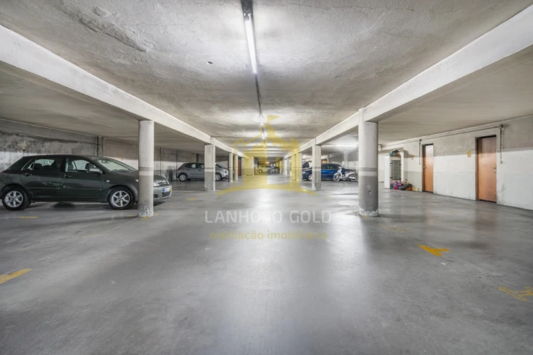 Apartamento T1 para Venda em Creixomil Foto 21