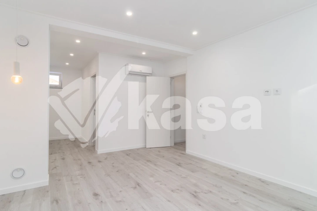 Moradia T2 para Venda em Barreiro e Lavradio Foto 9