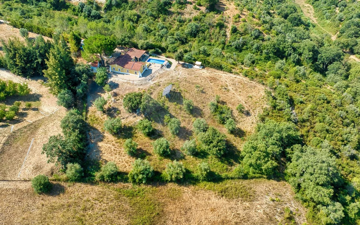 Moradia T3 para Venda em Romeira e Várzea Foto 3