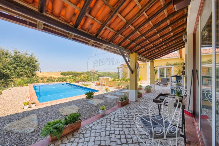 Moradia T3 para Venda em Romeira e Várzea Foto 17