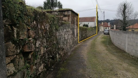 Terreno para Venda em O. Azeméis, Riba-Ul, Ul, Macinhata Seixa, Madail