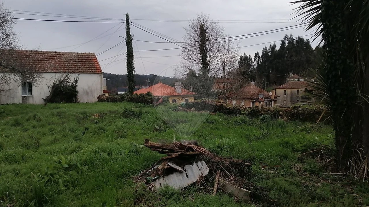 Terreno para Venda em O. Azeméis, Riba-Ul, Ul, Macinhata Seixa, Madail Foto 7