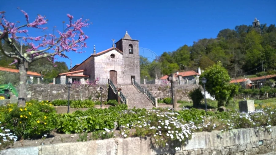 Moradia T3 para Venda em Préstimo e Macieira de Alcoba Foto 7