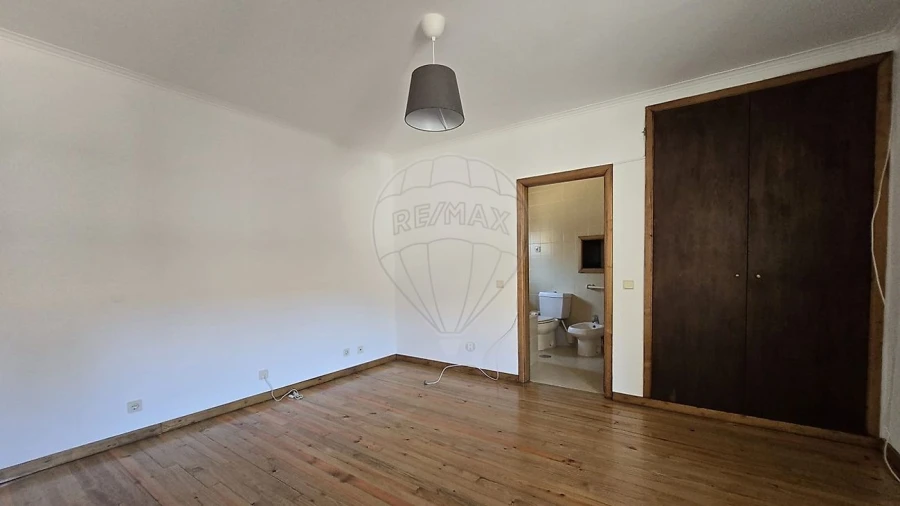 Moradia T3 para Venda em Macieira de Sarnes Foto 5