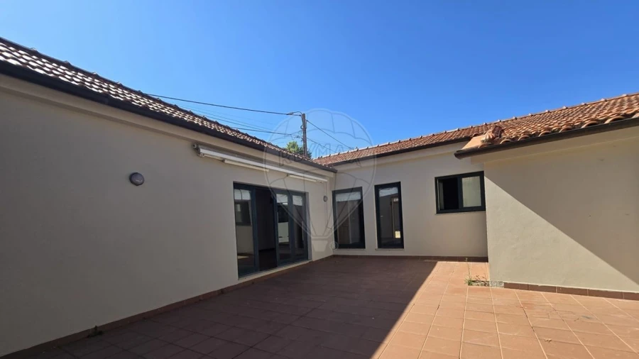 Moradia T3 para Venda em Macieira de Sarnes Foto 13