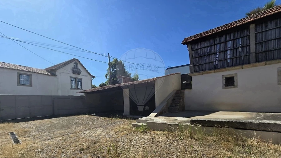 Moradia T3 para Venda em Macieira de Sarnes Foto 18