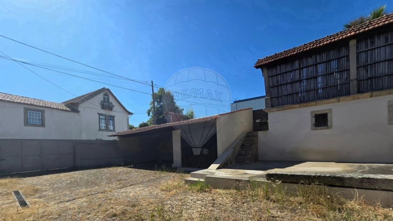 Moradia T3 para Venda em Macieira de Sarnes Foto 19