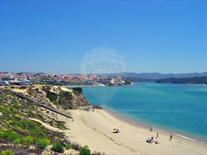 Terreno para Venda em Vila Nova de Milfontes Foto 3