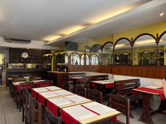 Loja para Venda em Espinho Foto 3