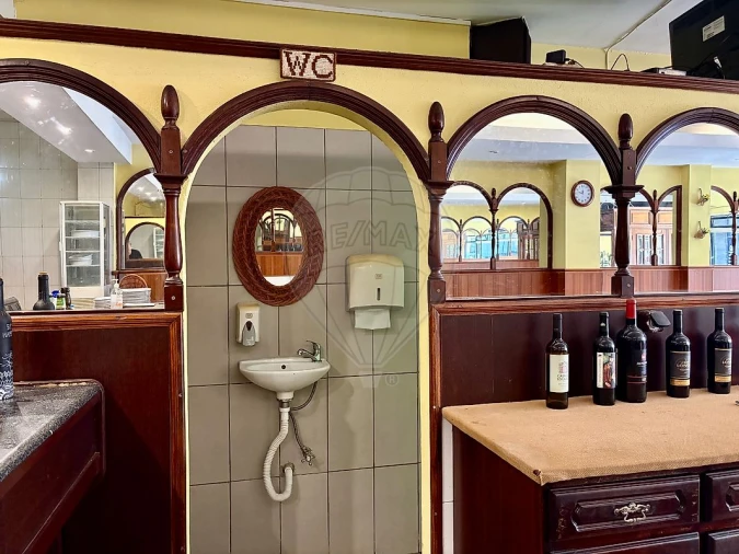 Loja para Venda em Espinho Foto 4