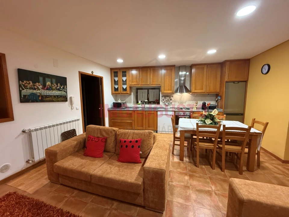 Moradia T2 para Venda em Almofala e Escarigo Foto 5