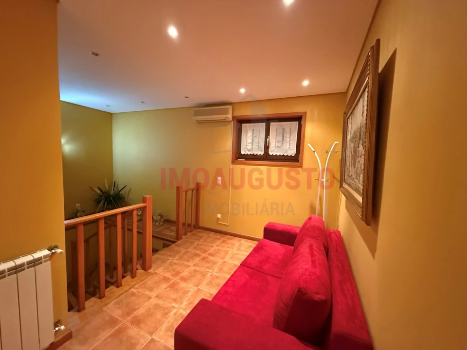 Moradia T2 para Venda em Almofala e Escarigo Foto 7