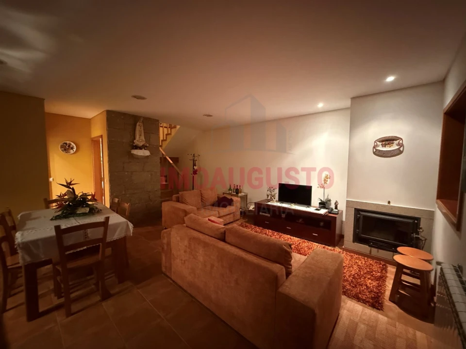 Moradia T2 para Venda em Almofala e Escarigo Foto 15