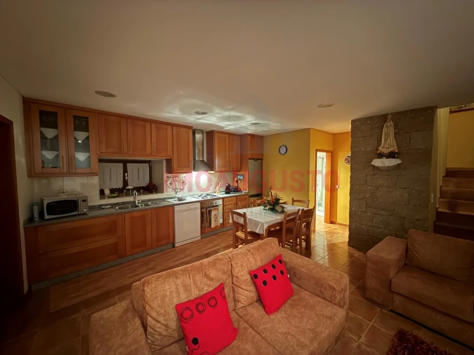 Moradia T2 para Venda em Almofala e Escarigo Foto 14