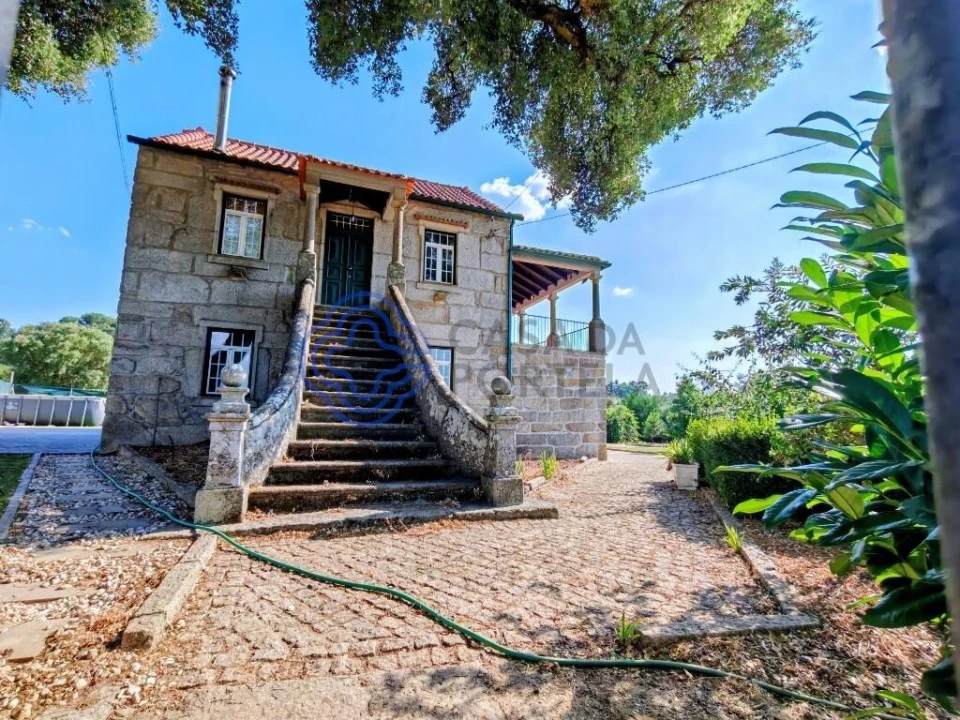 Moradia T5 para Venda em Alcafache Foto 2