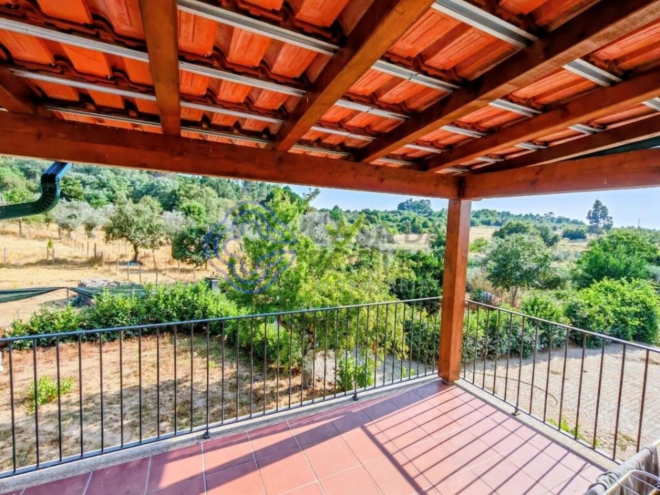 Moradia T5 para Venda em Alcafache Foto 28