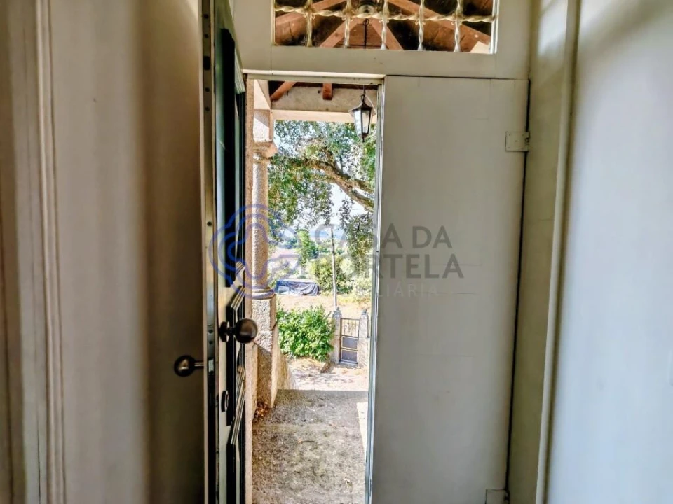 Moradia T5 para Venda em Alcafache Foto 26