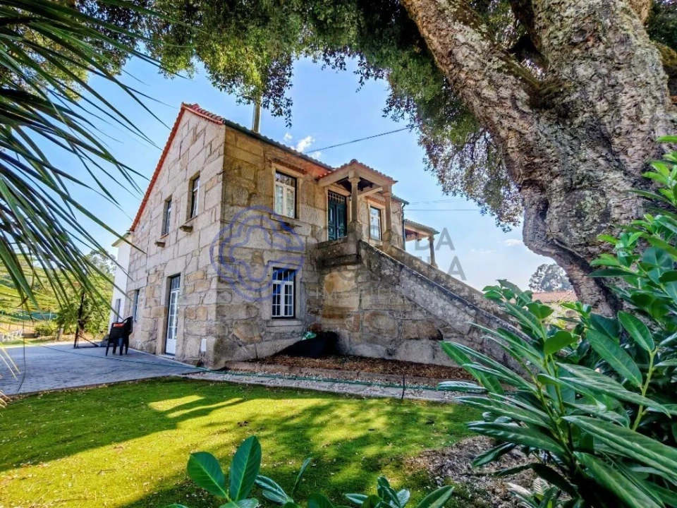 Moradia T5 para Venda em Alcafache Foto 1