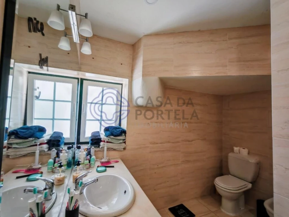 Moradia T5 para Venda em Alcafache Foto 11