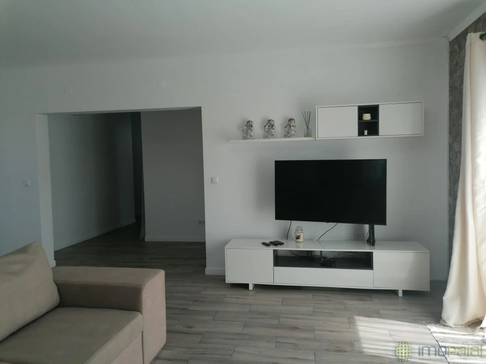 Moradia T3 para Venda em Ribeirinha Foto 13