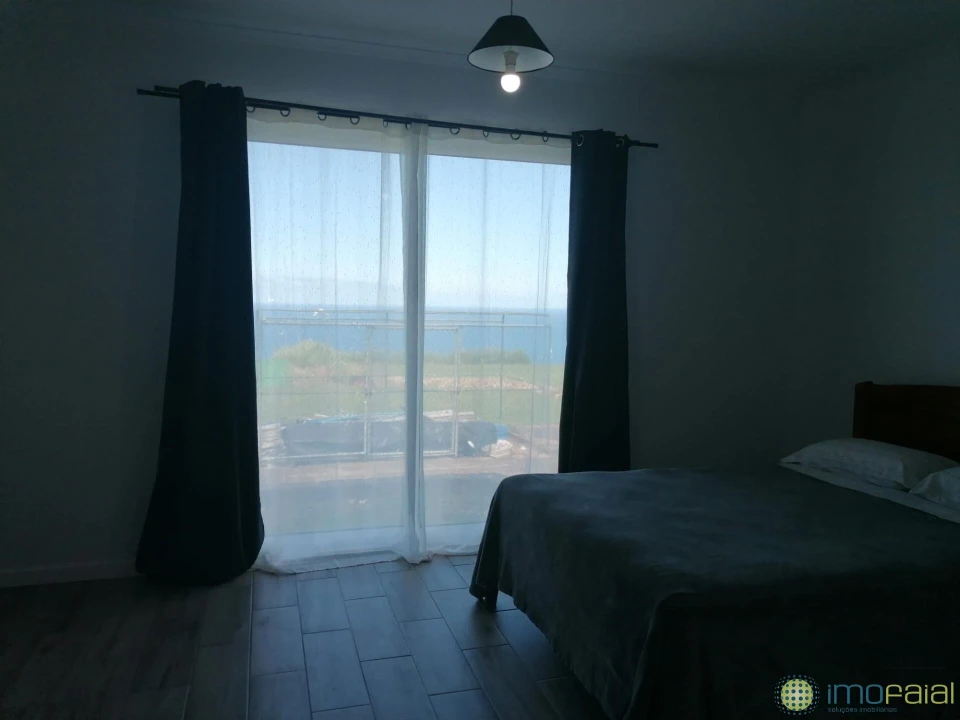 Moradia T3 para Venda em Ribeirinha Foto 19