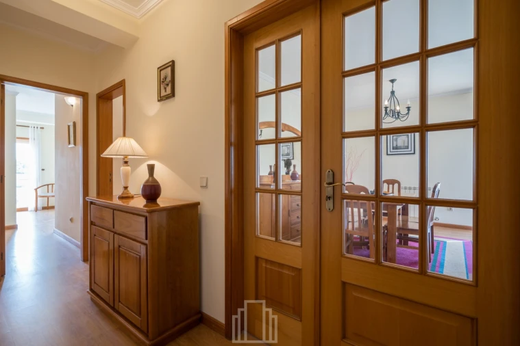 Apartamento T2 para Venda em Cortegaça Foto 9