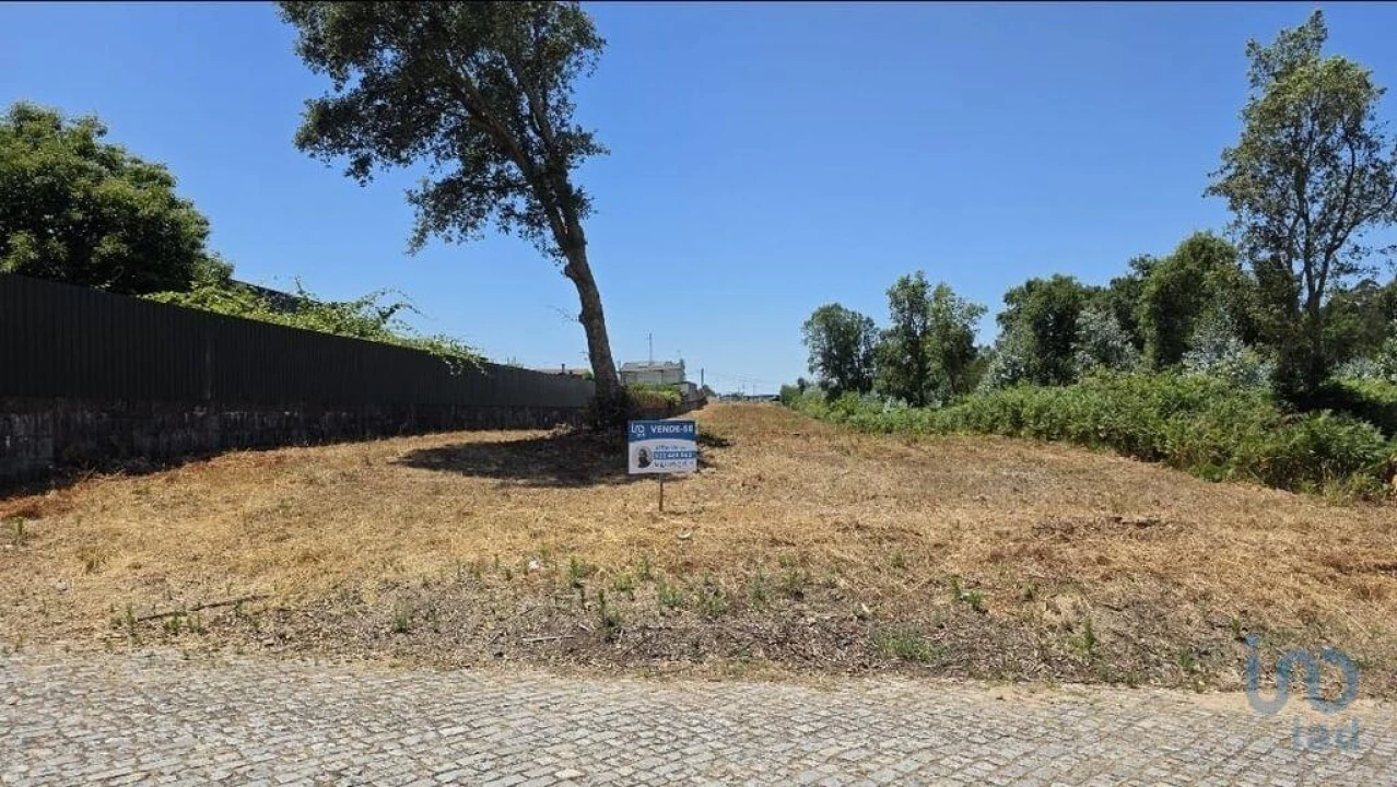 Terreno para Venda em Pedroso e Seixezelo Foto 1