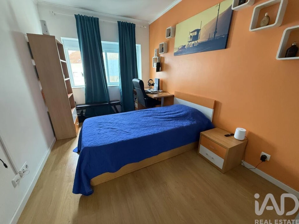 Apartamento T3 para Venda em Almada, Cova da Piedade, Pragal e Cacilhas Foto 18