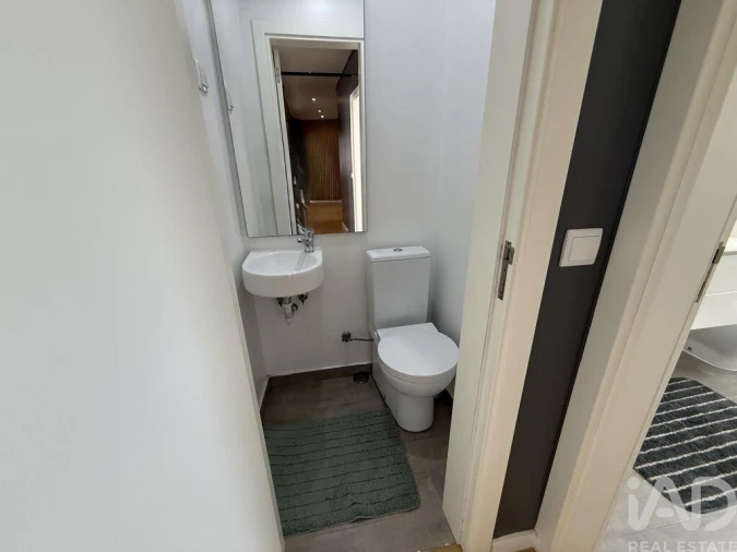 Apartamento T3 para Venda em Almada, Cova da Piedade, Pragal e Cacilhas Foto 24