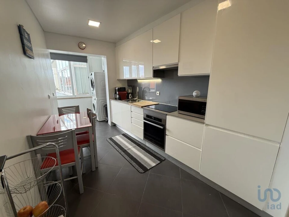 Apartamento T3 para Venda em Almada, Cova da Piedade, Pragal e Cacilhas Foto 1