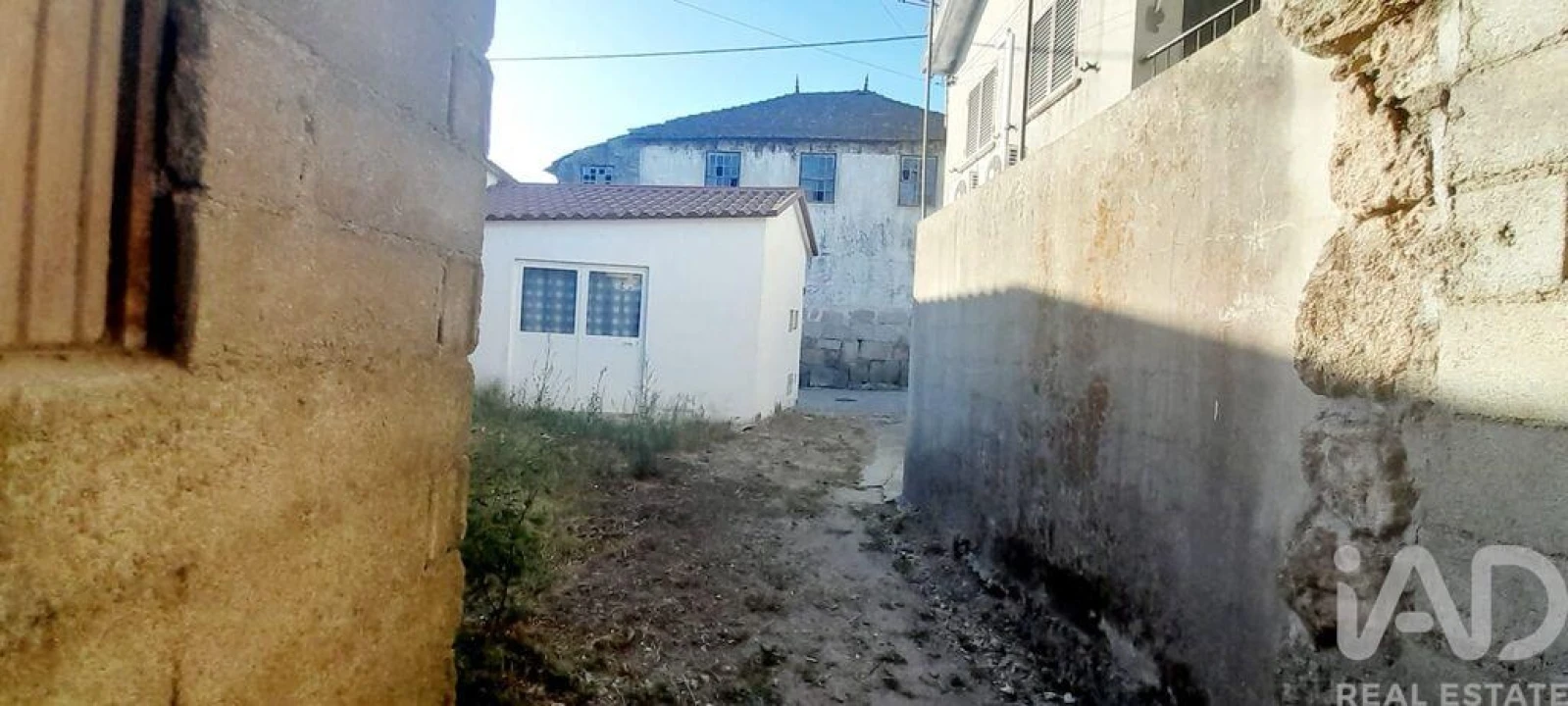 Moradia T4 para Venda em Canas de Senhorim Foto 28