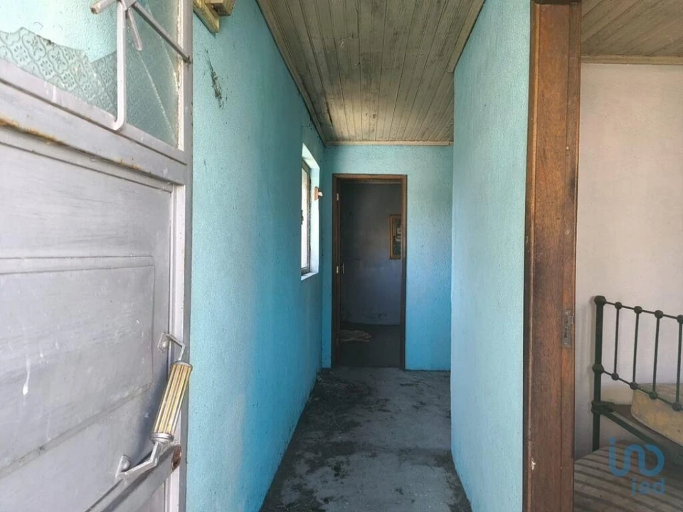 Moradia T4 para Venda em Canas de Senhorim Foto 4