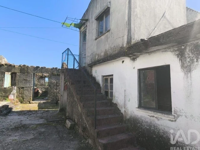 Moradia T4 para Venda em Canas de Senhorim Foto 27