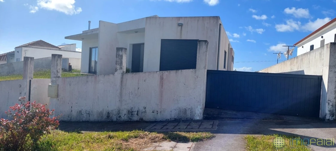 Moradia T3 para Venda em Praia do Almoxarife Foto 22